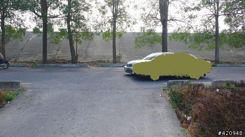 沒有畫中線小路可以併排行車嗎?