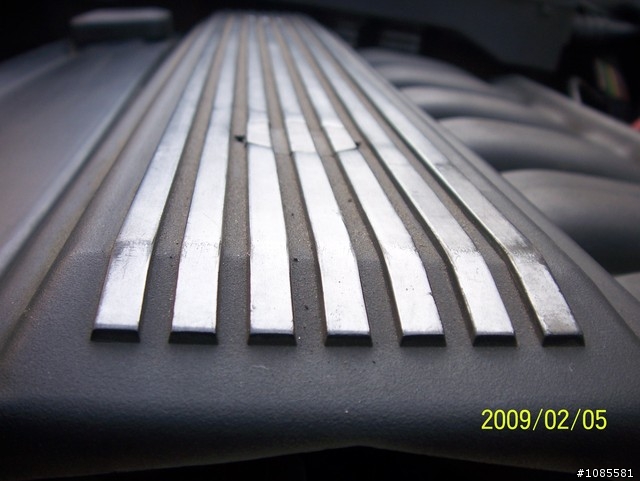 繼E38 750i後再一老車開箱文.....E34!!!