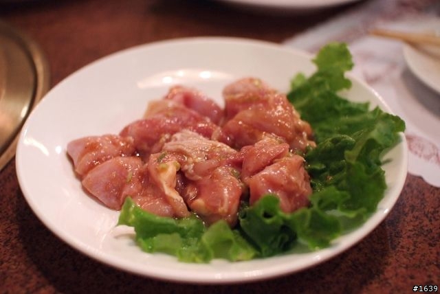 大口吃肉 快意人生 一番館食記