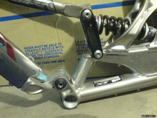Specialized的車架問題