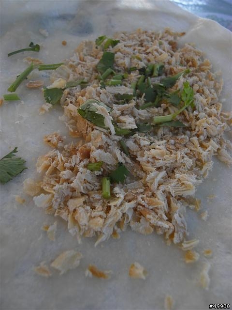 [食記]隱藏在蚵仔寮魚市的美味春捲冰，比宜蘭當地更好吃!!!