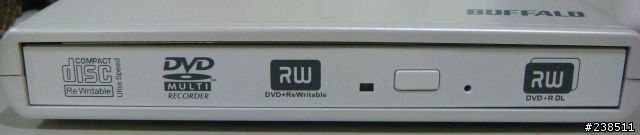 [開箱] Buffalo DVSM-P58U2/BW 外接燒錄機 （Mac可用）