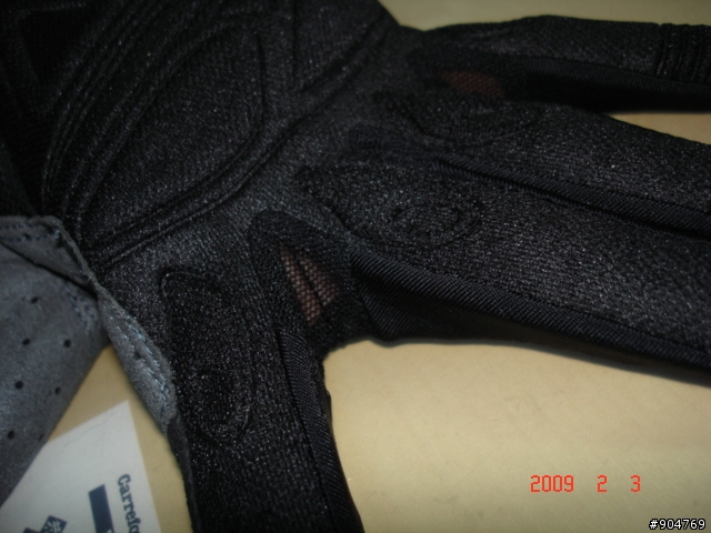 開箱? 開袋? ~低調的 Dainese 手套~