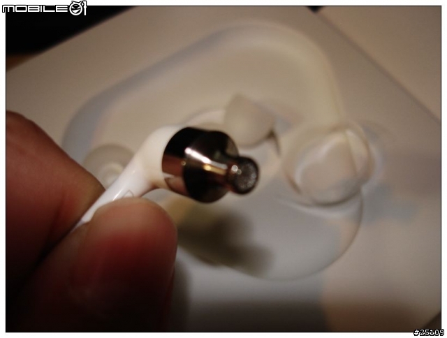 [勸敗] 蘋果也有好耳機？簡單不做作的美聲─Apple new in-ear headphones
