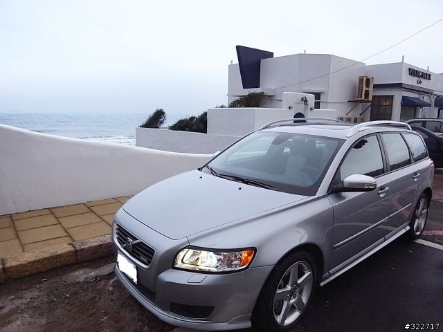 新增 VOLVO獲「Cesar五根骨頭大獎」圖片 + Volvo V50新手開箱文- 我家也有狗明星