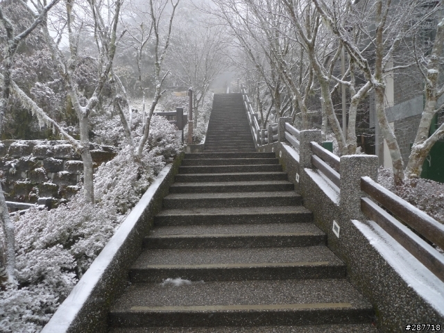 LX3 VS 宜蘭太平山雪景