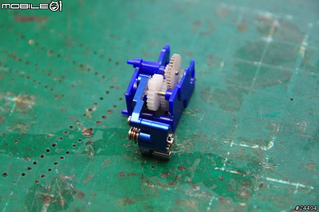 [分享][新手教學第一章] KYOSHO MINI-Z AWD 從無到有詳細組裝教學！