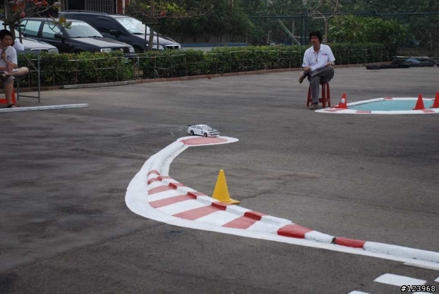 [賽事]台灣第一屆D1GP甩尾賽花絮(圖太多，請小心服用...)上篇