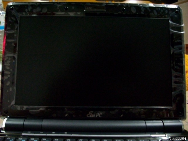 [分享] 台灣版 Asus EeePC 1000HE 開箱文+簡單測試