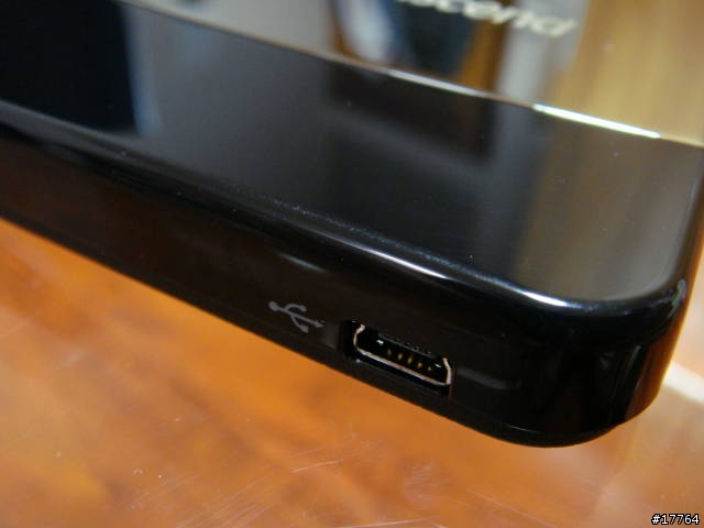 [美型鏡面儲存裝置] Transcend StoreJet 25C 320GB
