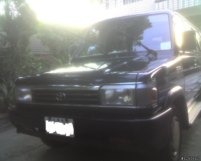 TOYOTA ZACE 1.5L ，16年老車，全車原漆