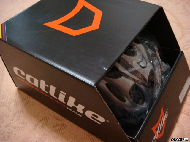 {分享} Catlike Kompact Pro安全帽