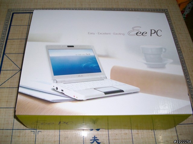 [分享] 台灣版 Asus EeePC 1000HE 開箱文+簡單測試