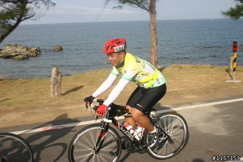麻煩認識此位200K勇士的車友.請代我向他轉達崇高的敬意