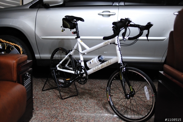 [分享]人生第一部小車  09年LOUIS GARNEAU MV3S
