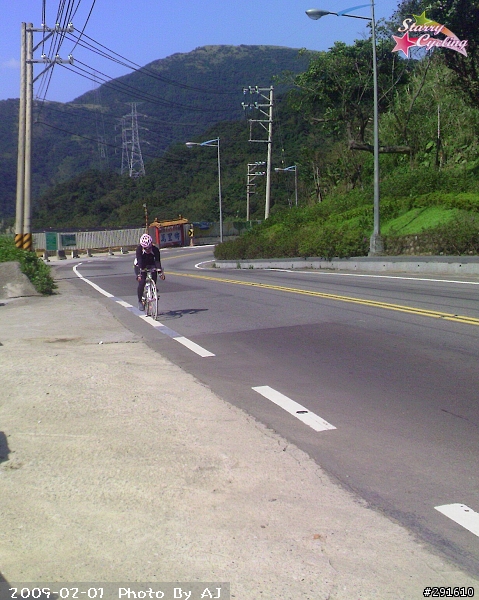 我的老天爺阿...北海岸風大到呆!!!!!(小徑輪 vs 公路車)