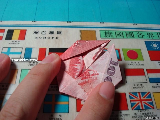 紙鈔六芒星摺法！   我終於會了！