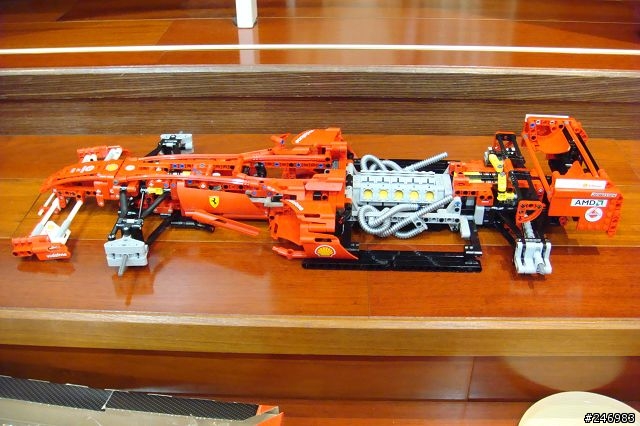 1:8 FERRARI F1 Racer (#8674）