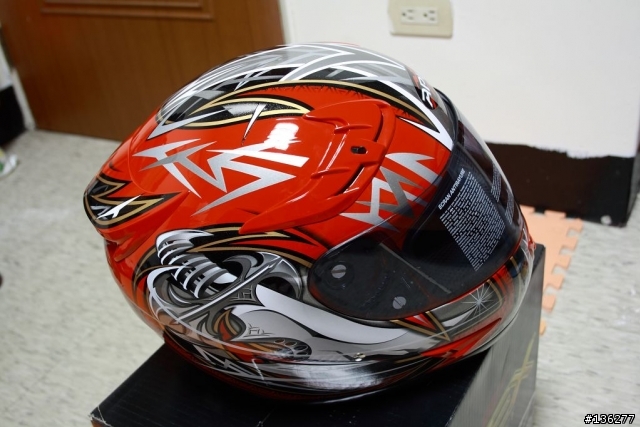 [開箱] APEX TA-2720(紅/銀 彎刀彩繪圖騰)