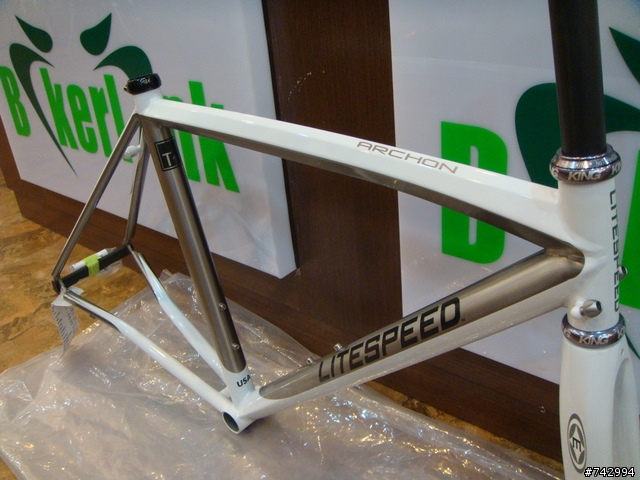 2009  LITESPEED  ARCHON  藍白雙煞