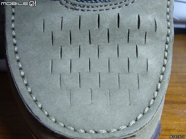 [分享] NIKE Free Hybrid Boot Premium 軍綠