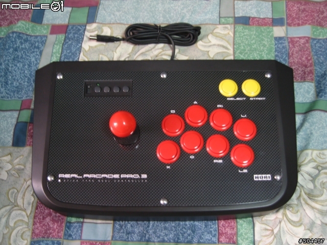 [開箱文]格鬥遊戲的好伙伴 - Hori Real Arcade PRO.3 大型機台搖桿