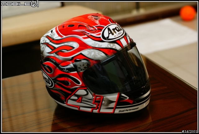 【開箱】ARAI RX-7 RR5