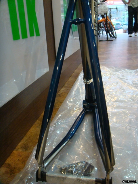 2009  LITESPEED  ARCHON  藍白雙煞