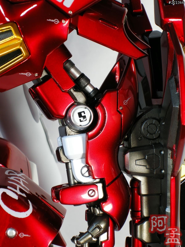 大機器人的浪漫2~G-SYSTEM 1/72 SAZABI~45公分超大沙薩比!!完美的鏡面！！