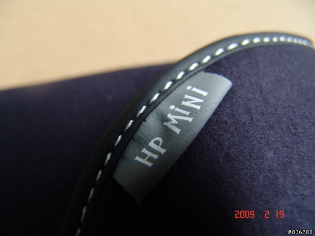 開箱分享--燒燒燒~~ HP Mini 2140 10吋超迷你時尚銀筆記