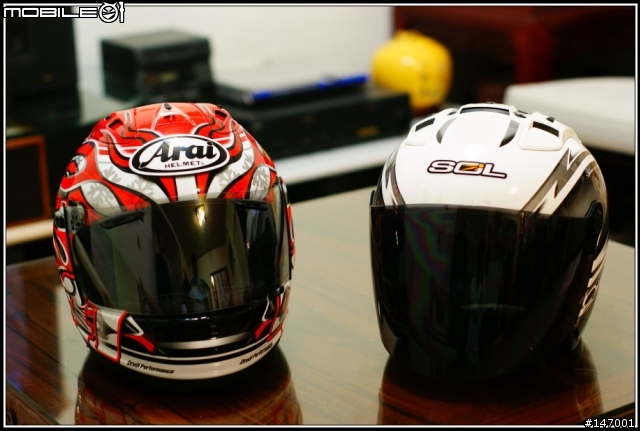 【開箱】ARAI RX-7 RR5