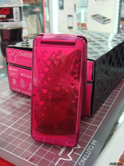 大小姐Hot Pink第2彈~Disney Mobile DM003SH by SHARP 開箱嚕!!!