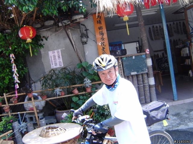 [遊記]3/28(六)鳳山→屏東內埔老街雙酒廠..郊遊行
