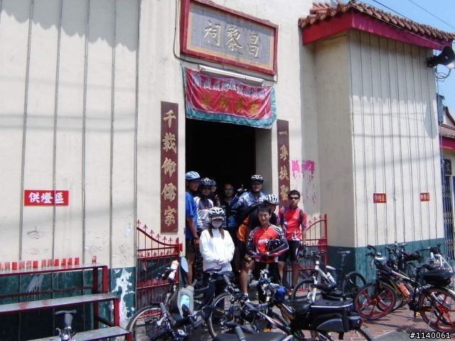 [遊記]3/28(六)鳳山→屏東內埔老街雙酒廠..郊遊行