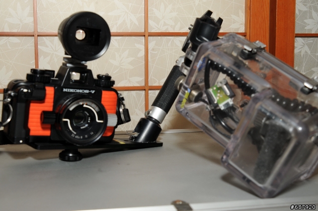 補 另類開箱文 NIKON 本家 NIKONOS-V防水相機 加NIKON SB104 水中閃光燈 ~ 內有底片不解剖