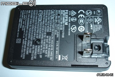 Fuji F200EXR 中文平輸機的簡單開箱