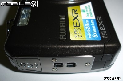 Fuji F200EXR 中文平輸機的簡單開箱