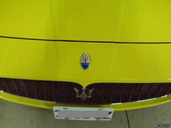 停車場驚見 Maserati （手機照）----- Update 3/14 21:~