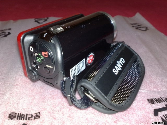 SANYO 30倍光學變焦隨身錄影機 VPC-TH1簡單開箱分享