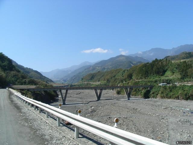 [遊記] 海拔1800M自行車道超感動誌 中橫宜蘭支線~武陵農場單車2日遊(2011.02.21 update)