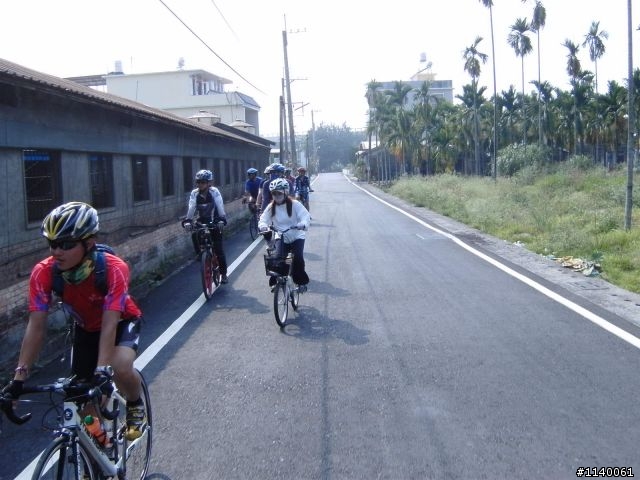 [遊記]3/28(六)鳳山→屏東內埔老街雙酒廠..郊遊行