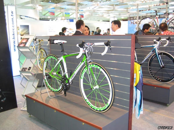 逛了一下下的車展記錄