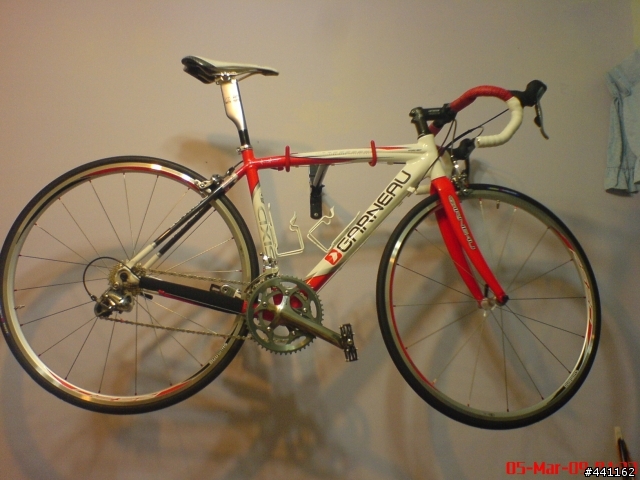 小弟的第一台自組紅白公路車(自組)louis garneau AXIS 4.0 圖多(姿勢調整)