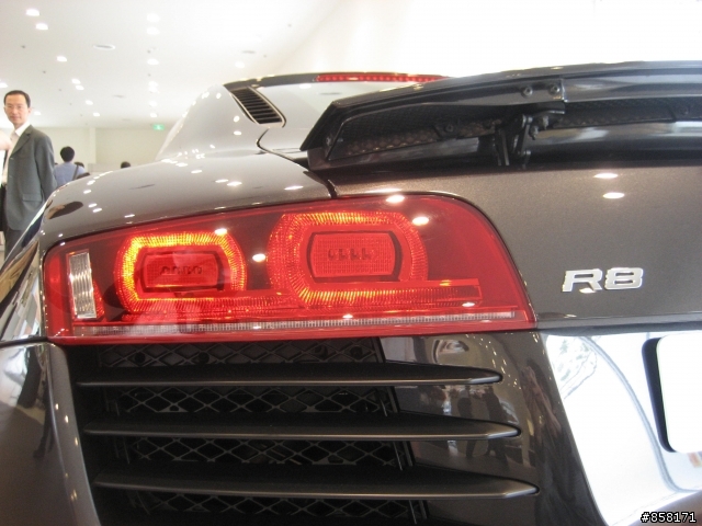 audi R8兩台車的第一次視覺接觸(圖多)