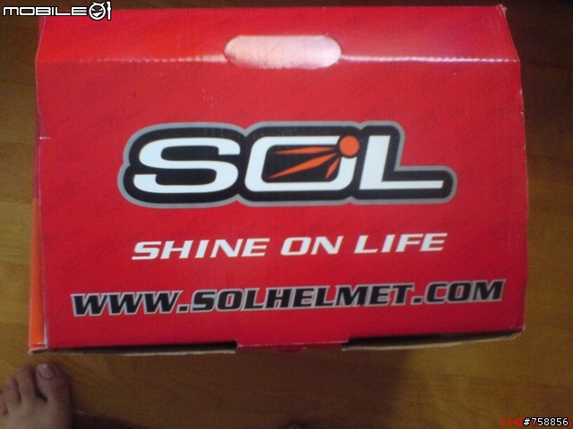 開箱文  sol 68s貓咪消光黑紫貓咪