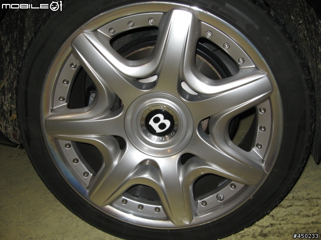 洗車時遇到的賓利 CGT