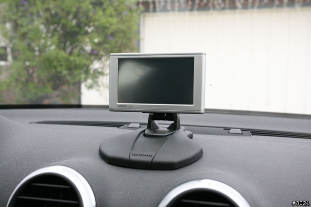 [分享]推薦Garmin二代矽膠車架