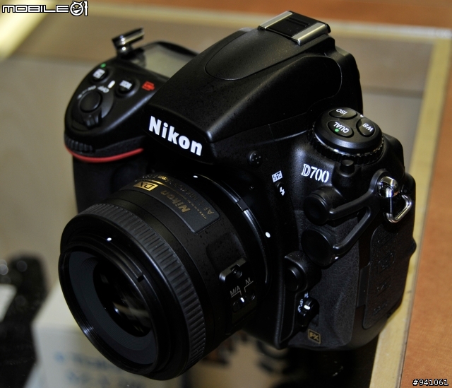 AF-S DX 35mm F1.8G + D700 測試