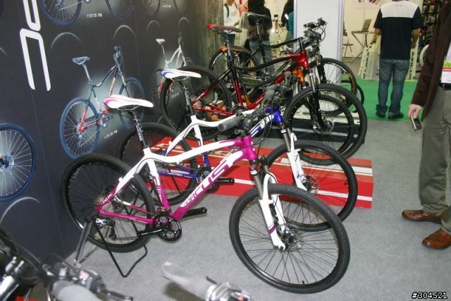 Dorcus '09 南港自行車展-新車暨新色發表