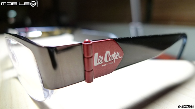 開箱文: Lee Cooper 2009 最新型眼鏡(鏡架)+全視線鏡片開箱文~ 新～新～